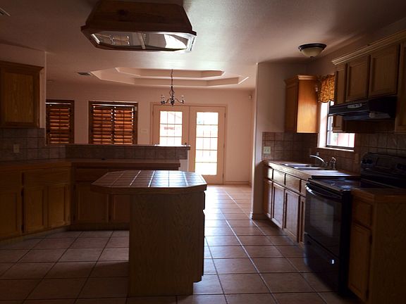 3rd image of 8918 Rolling Hills Dr
