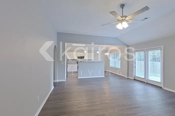 4 bed, 2.0 bath, 1635 sqft, $2,125 — Photo 3