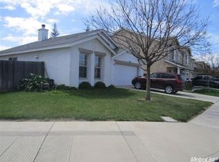 1010 Sparrow Hawk Ln, Patterson, CA 95363