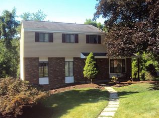 1641 Princess Ln, Pittsburgh, PA 15236