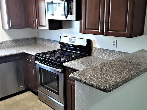 5th image of 1527 9th St APT 203