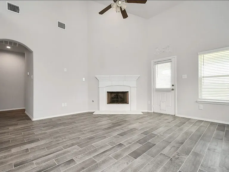 3543 Sunlight Springs St #1 — Photo 6