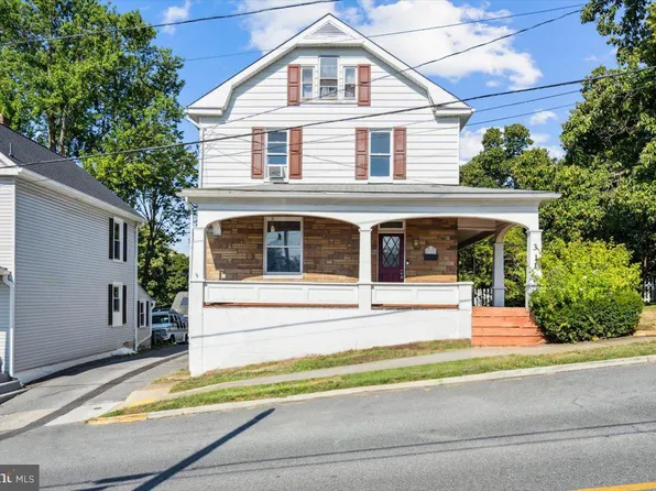 311 N Maple Ave, Brunswick, MD 21716