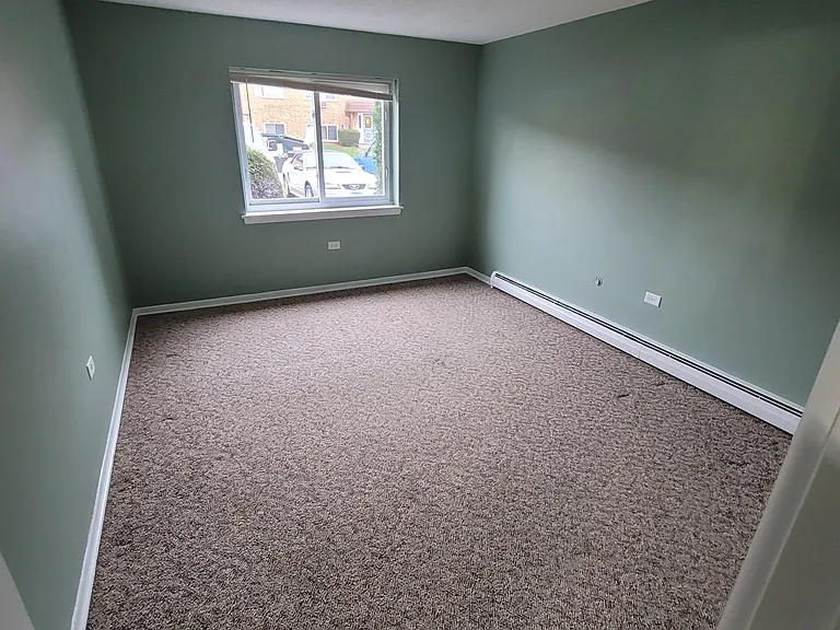 1225 E Woodbury Ln #1B — Photo 5