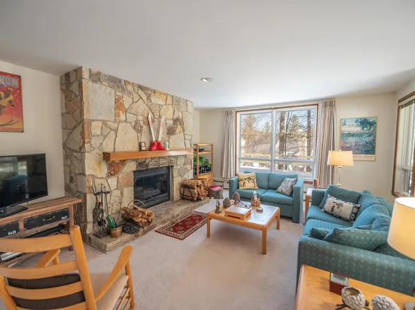 I11 Trailside Village Way, Dover, VT 05356