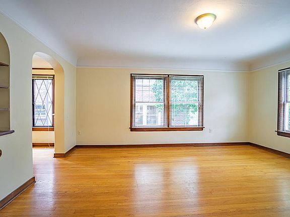 Crest Apartments