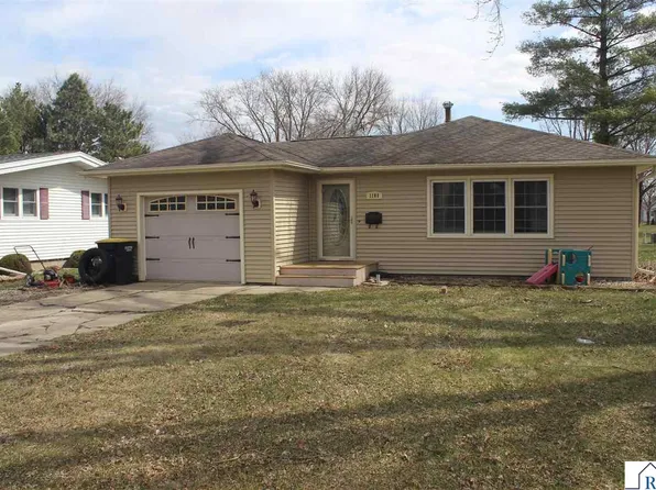 1109 S Moore St, Blue Earth, MN 56013