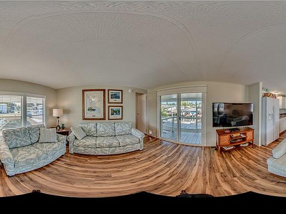 4th image of 4856 Sandpiper Dr