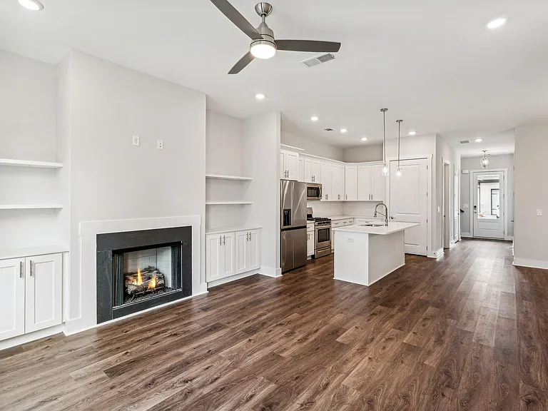 8210 Sonata Ln — Photo 8