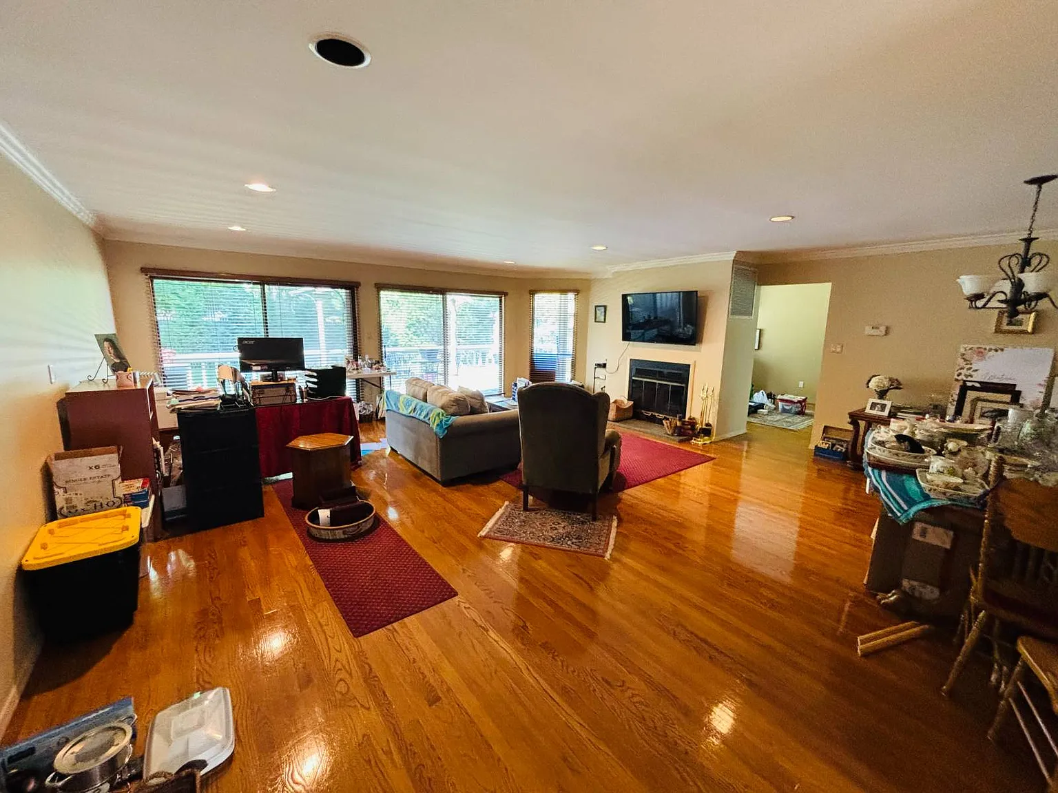 3 bed, 3.5 bath, $6,850 — Photo 3