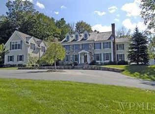 16 John Cross Rd, Mount Kisco, NY 10549