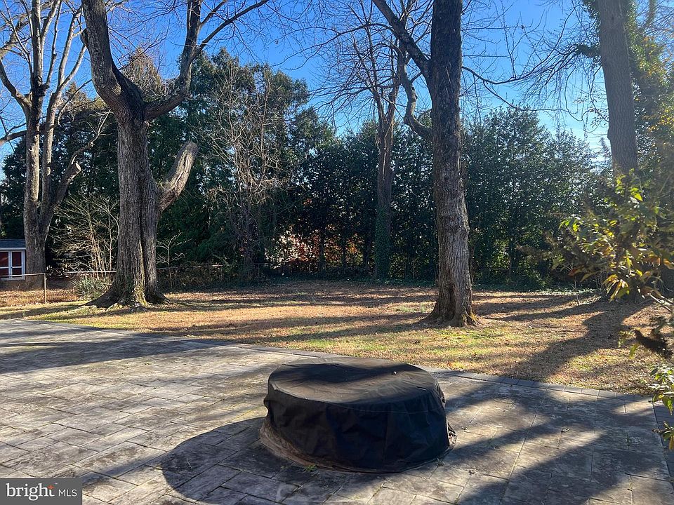 2nd image of 6707 Moly Dr