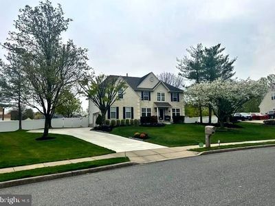 163 Memorial Ln, Mount Laurel, NJ, 08054