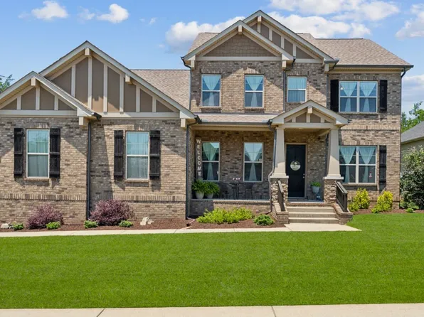 1004 Montrose Dr, Gallatin, TN 37066