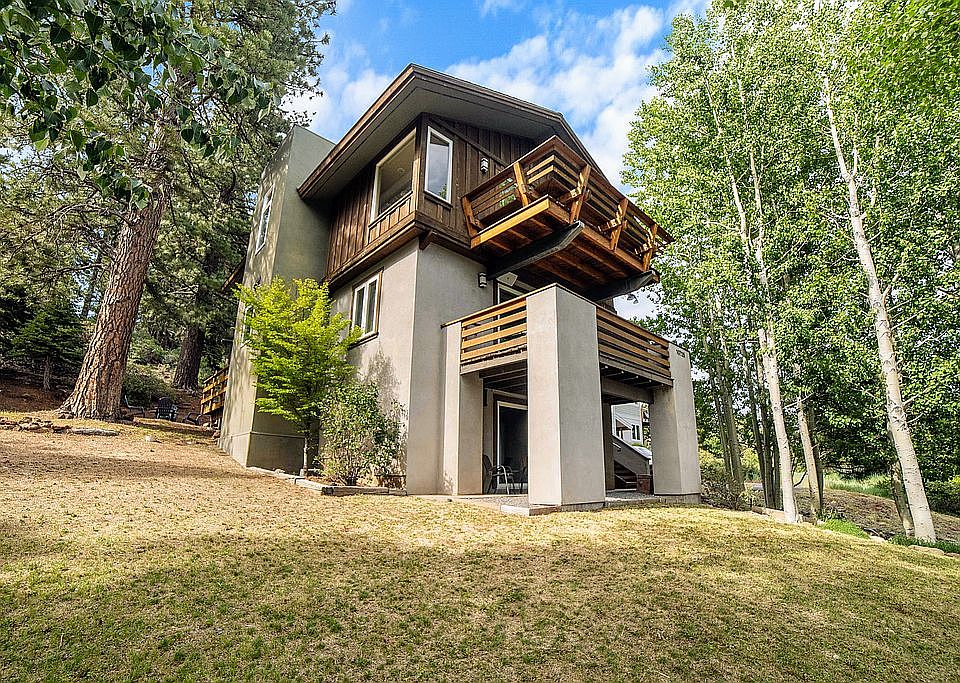 1st image of 10725 Palisades Dr