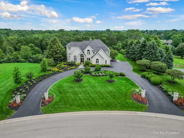 7002 Prairie Dr, Spring Grove, IL 60081