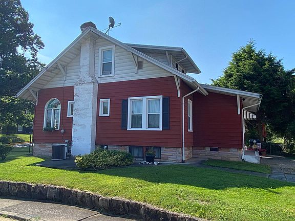 5th image of 500 Montrose Dr