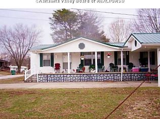 8 Lee Cir, Hurricane, WV 25526