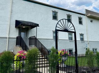 Pavilion Place, Indianapolis, IN 46202