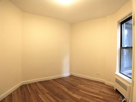 3rd image of 171 E 83rd St APT 3B