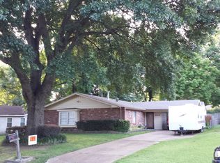 2142 Custer Dr, Southaven, MS 38671
