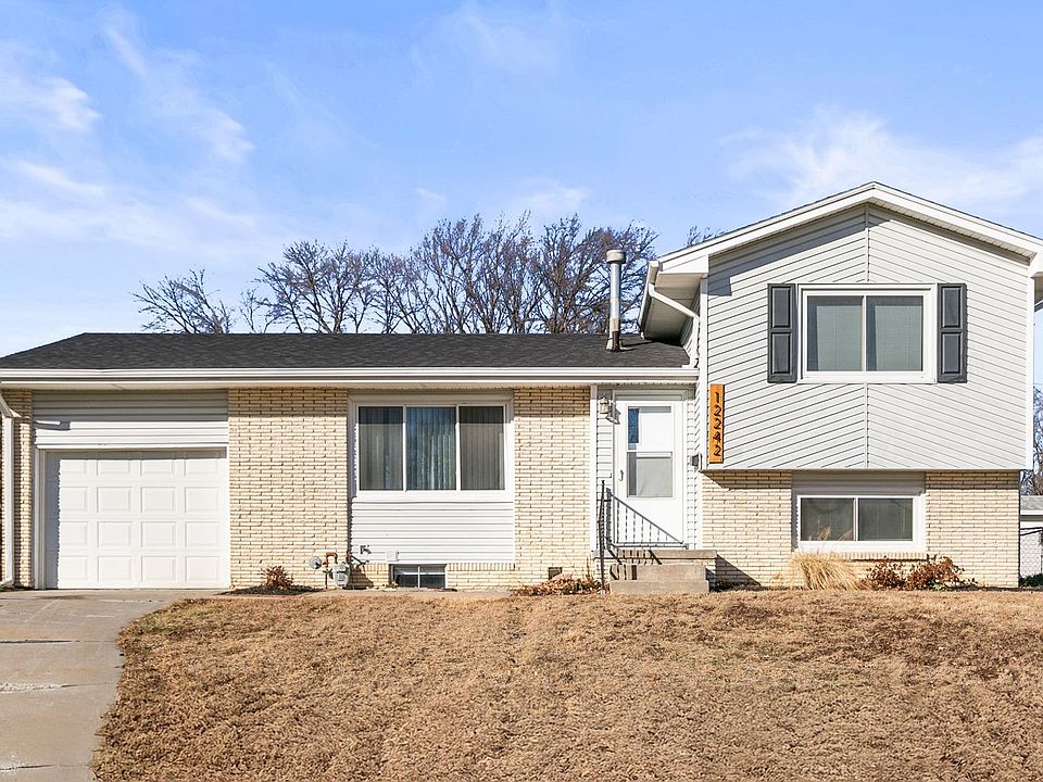 1st image of 12242 Kuehl Cir