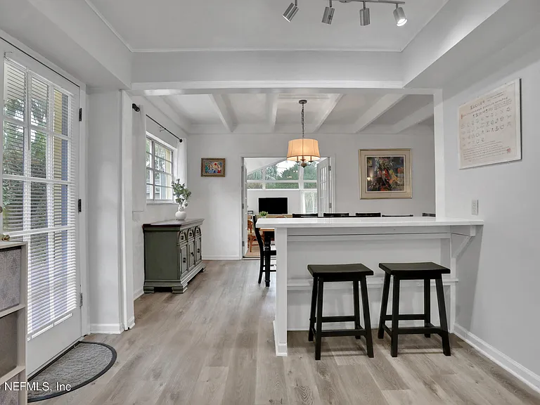 29 Nelmar Ave — Photo 10