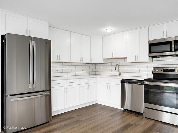 5th image of 219 N Woodlawn St
