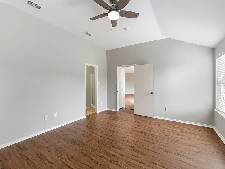 10905 Fawn Valley Dr — Photo 10