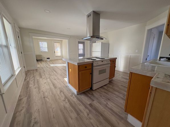 51 Washington St #3