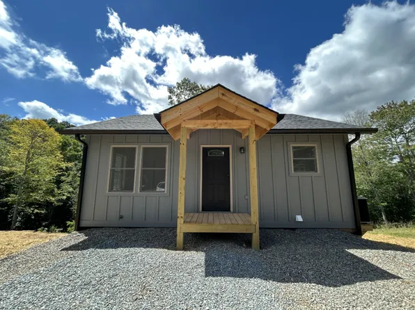219 Oliver Ln, Trade, TN 37691