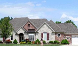 16 Pelican Ct, Lake Saint Louis, MO 63367