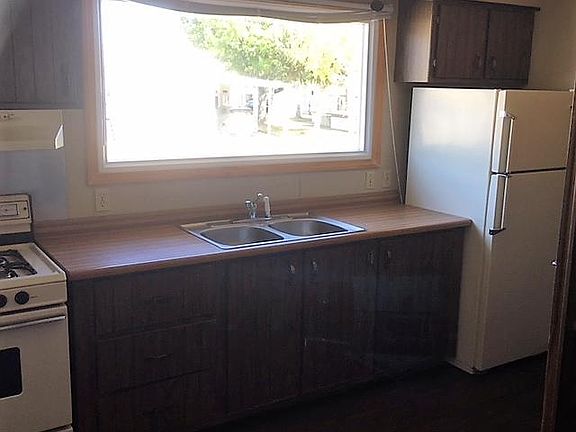 5th image of 6151 Longmeadow Blvd N #527