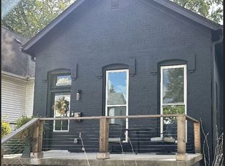 614 N State St, Greenfield, IN 46140