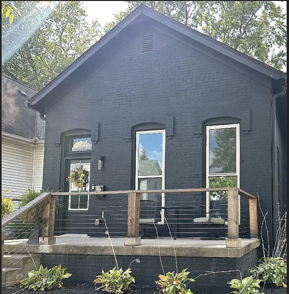 614 N State St photo 1