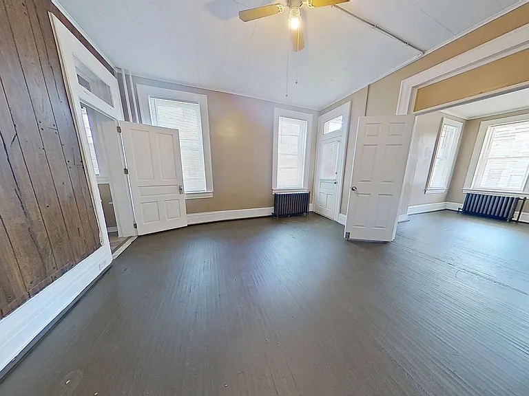 319 Roosevelt Ave #1 — Photo 2