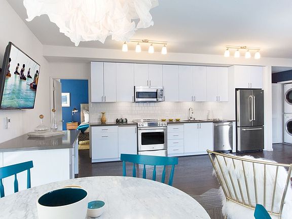 Signature Two Bedroom Kitchen