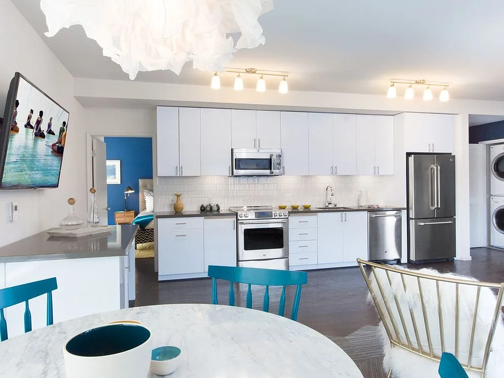 Signature Two Bedroom Kitchen - Avalon Hayes Valley