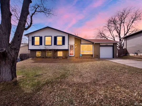 1565 S Helena Circle, Aurora, CO 80017