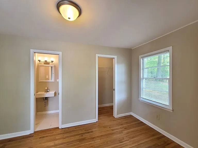 3225 Forrest Hills Dr — Photo 18