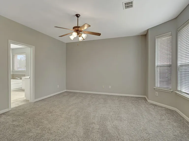 210 Red Bluff Dr — Photo 13