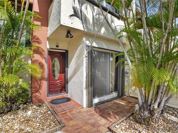 7673 SW 103rd Pl, Miami, FL 33173