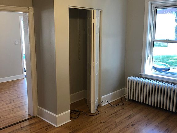 3rd image of 839 N Dupont St #3