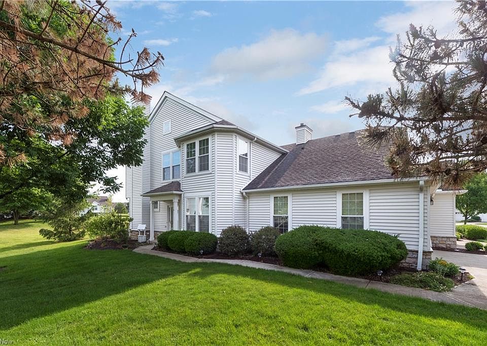 1st image of 33290 Fairport Dr