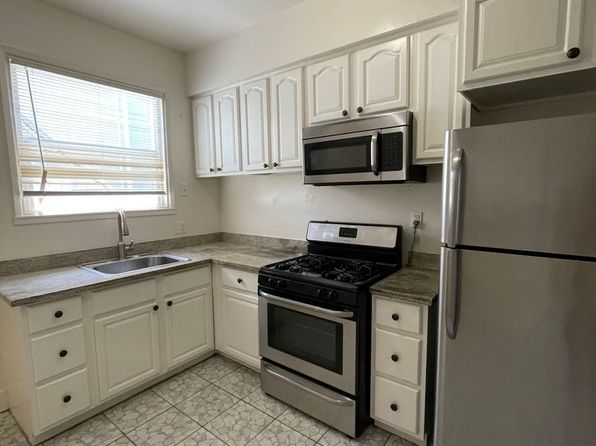 1626-1632 Linden St #1626