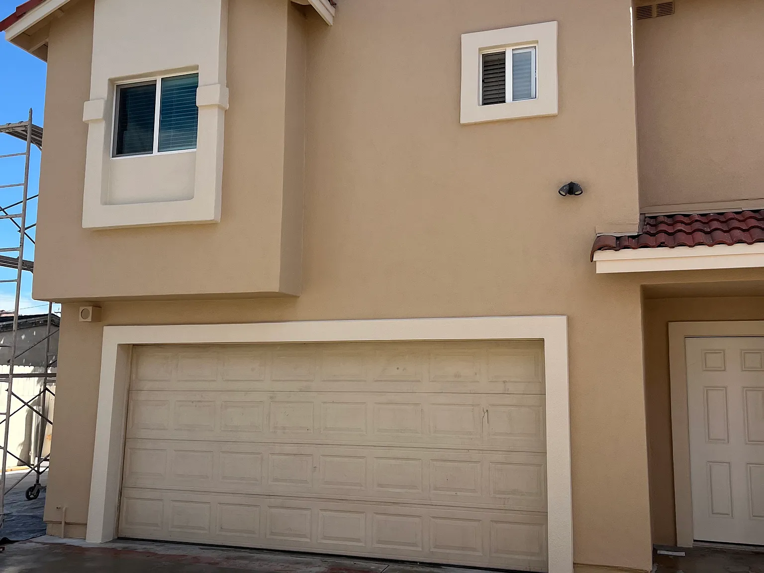 4 bed, 2290 sqft, $4,250 — Photo 3