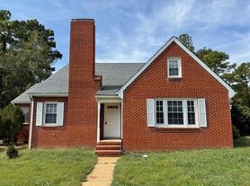3027 River Rd W, Goochland, VA