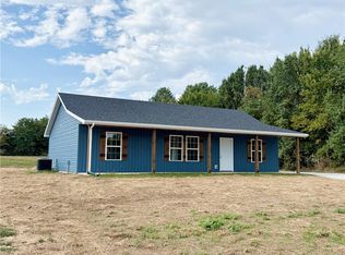 321 W Hainline Rd, El Dorado Springs, MO 64744