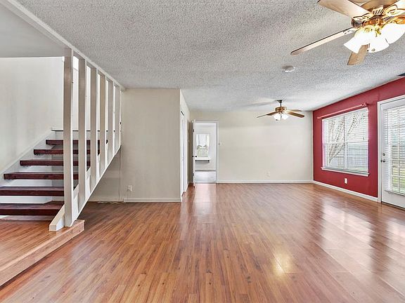 5th image of 821 Palos Verdes St