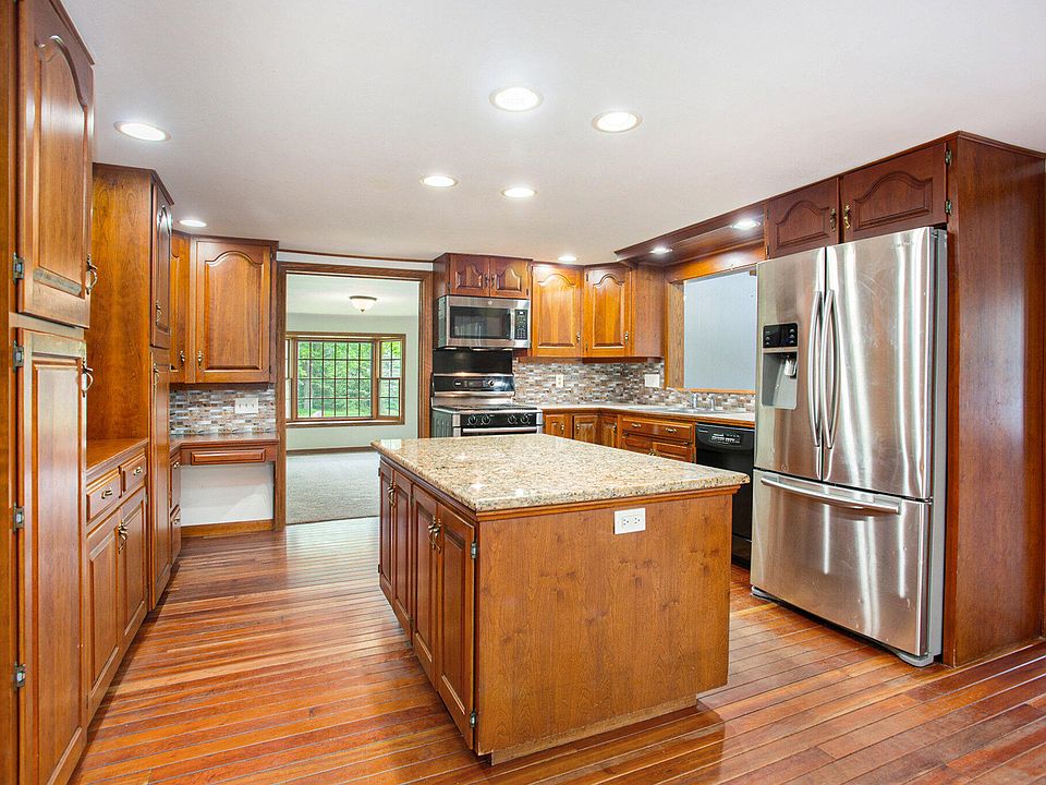 3225 Grand River Dr NE, Grand Rapids, MI 49525 Zillow